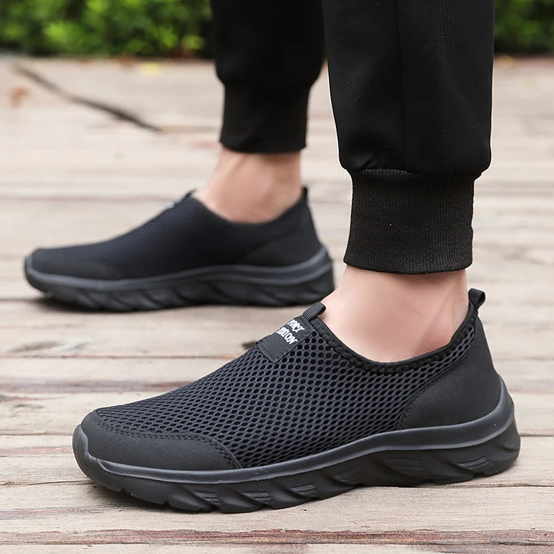 Ground Wide-Toe Trainers